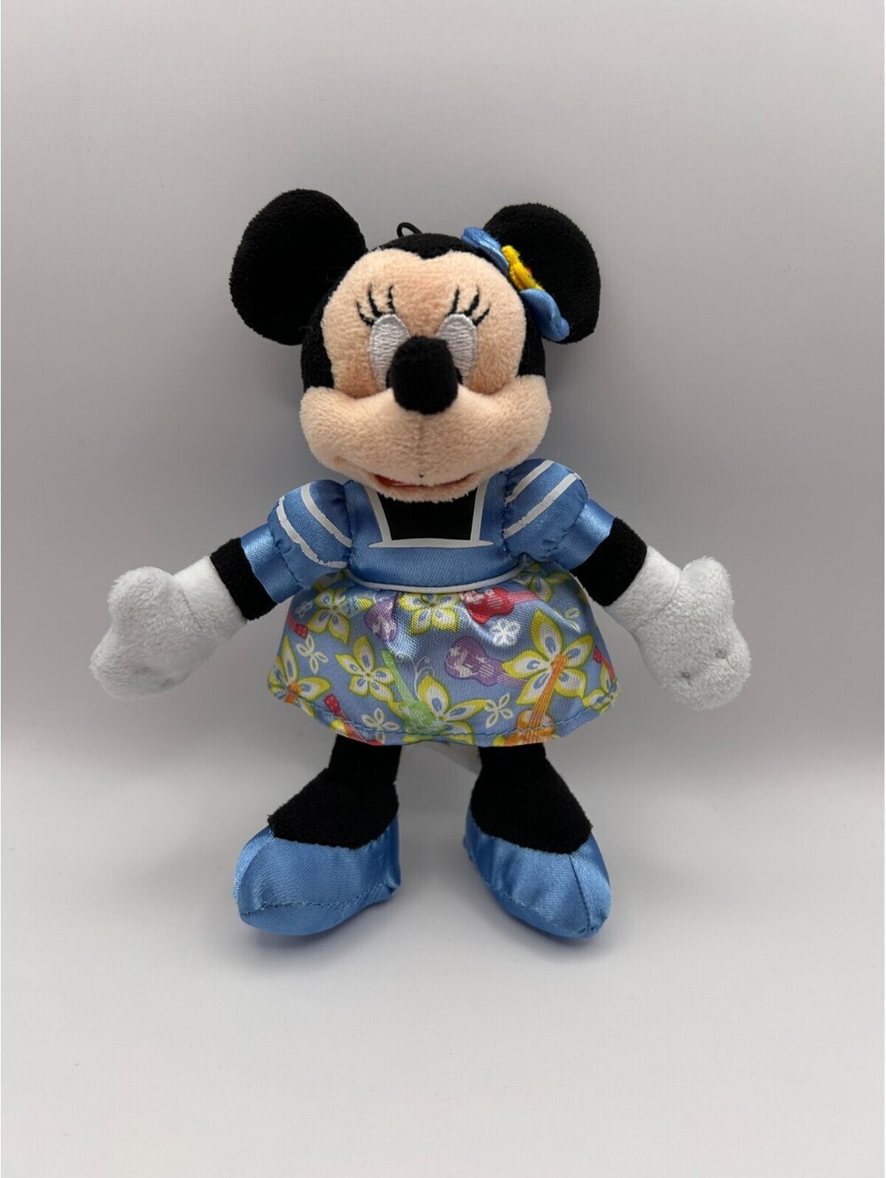 Disney Aulani Minnie Mouse Plush Blue Hawaiian Dress Resort Exclusive